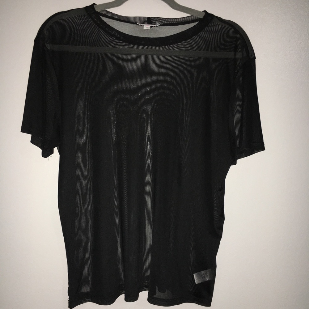 Short sleeve mesh shirt ✨